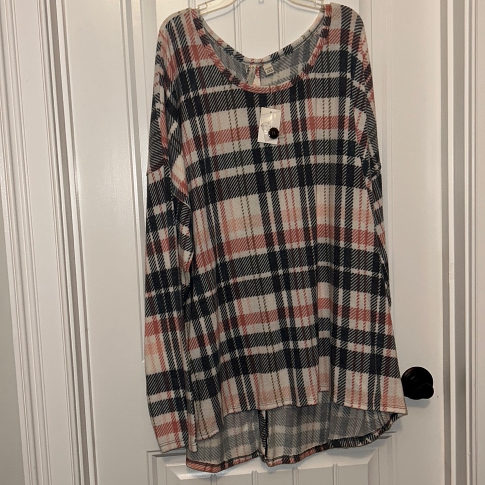 C Est.1946 plaid blouse
